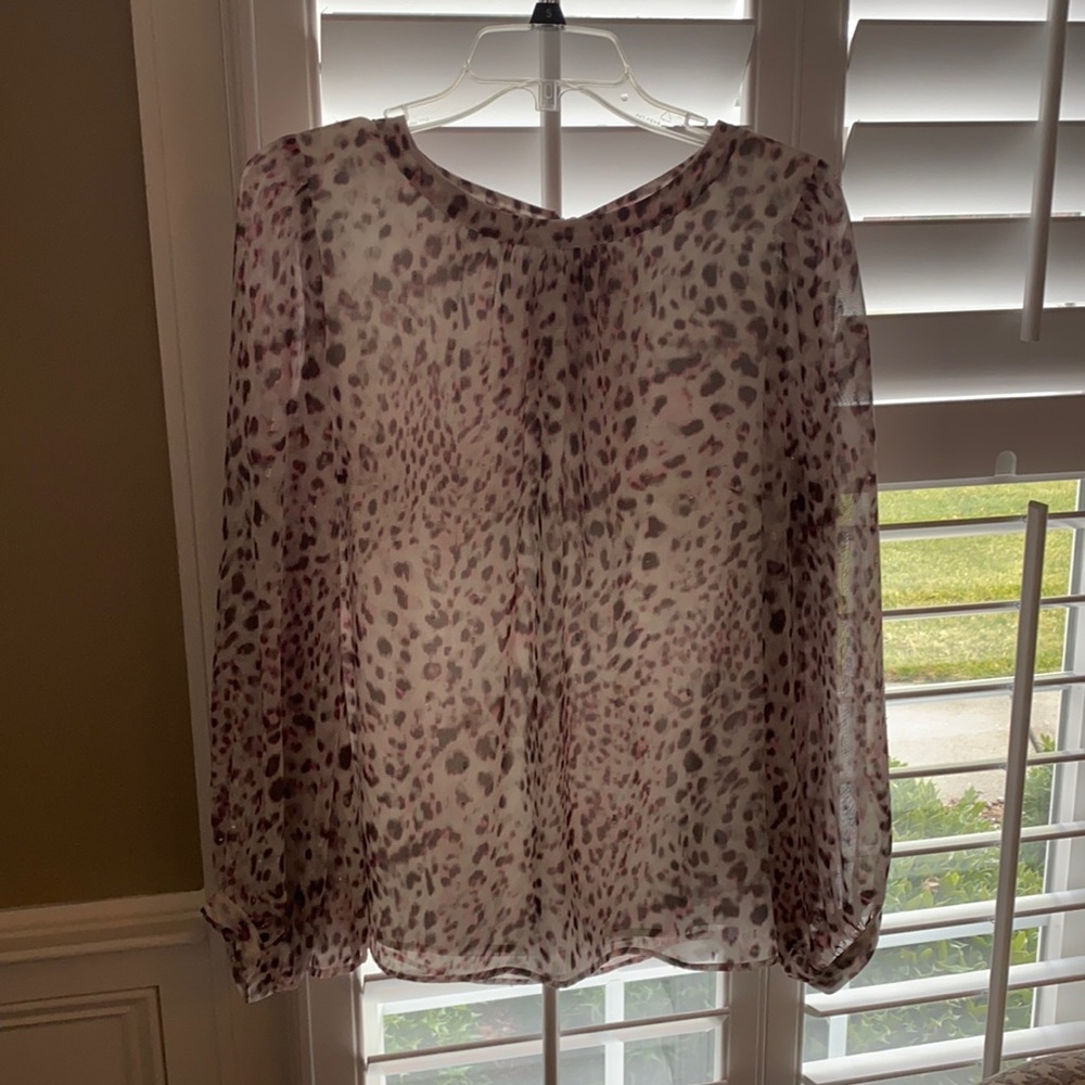 Talbots snow leopard long sleeve top L